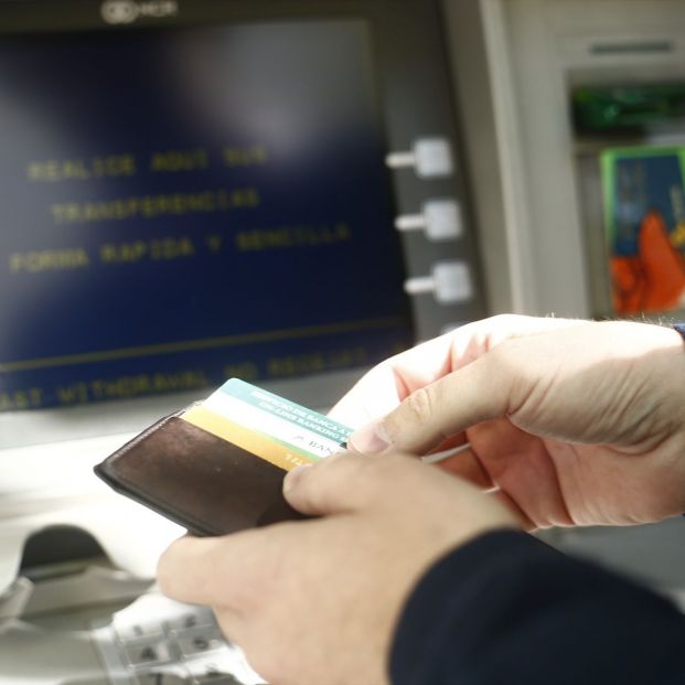 EuropaPress 6292445 banco bancos entidades financieras comision comisiones cajero consumo EuropaPress 6292445 banco bancos entidades financieras comision comisiones cajero consumo