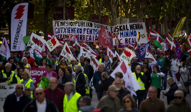 Victoria de los pensionistas vascos: el Parlamento tramitará su propuesta de pensión mínima 