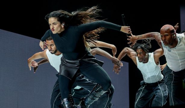 La música en español desbanca a la anglosajona en España