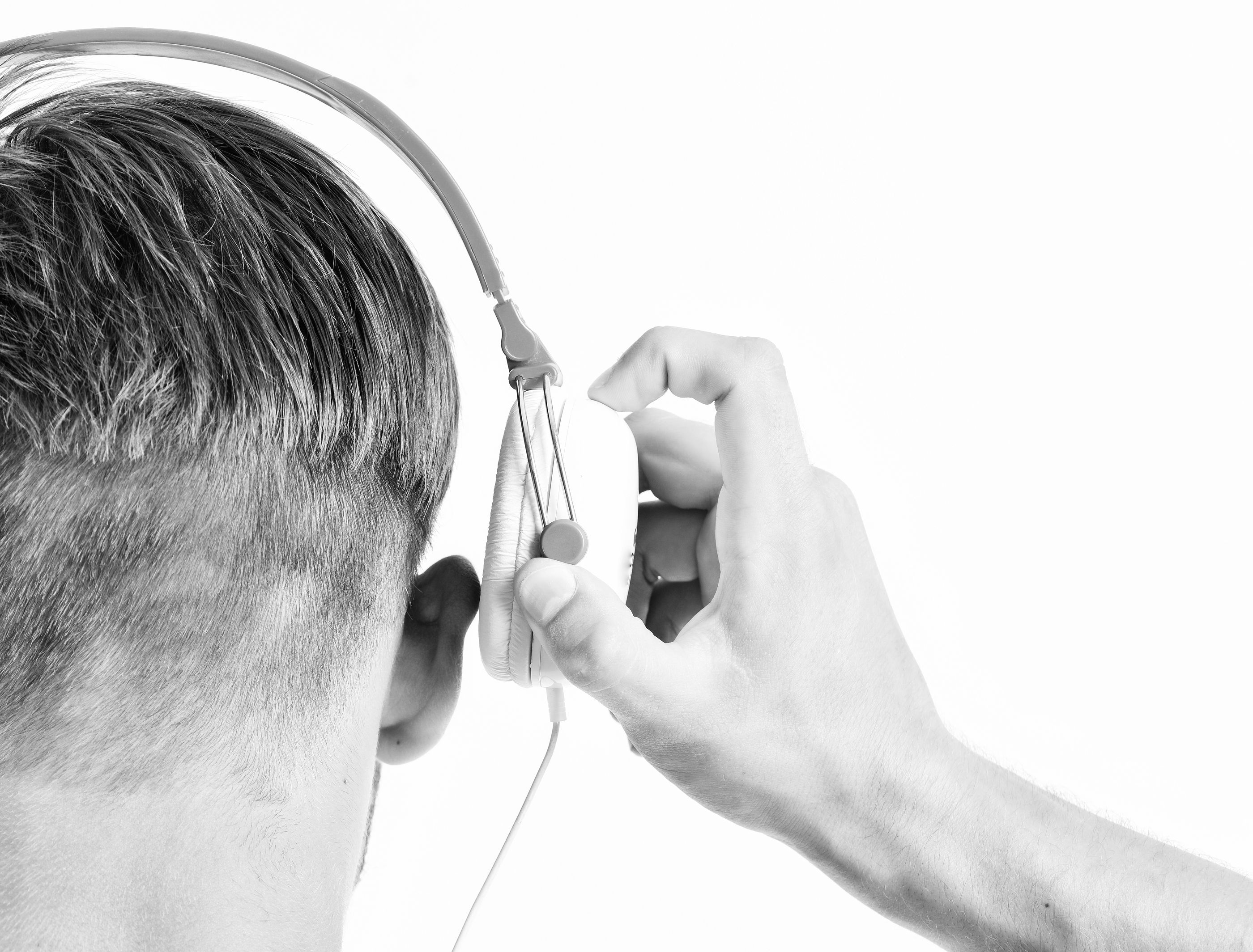 Ramón Sánchez-Ocaña: Seremos sordos