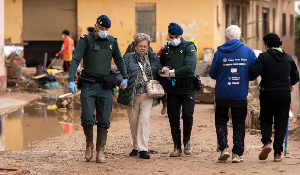82 residencias devastadas por la DANA y 6.655 mayores afectados: "El agua entró y lo arrastró todo"
