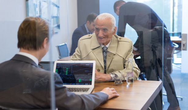 Los mayores se sienten frustrados con sus bancos: “Estamos igual que siempre”. Foto: Bigstock