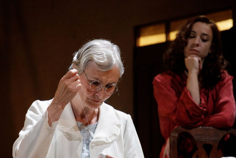 'Nada', la novela de Carmen Laforet, cobra vida por primera vez en el teatro 'Nada', la novela de Carmen Laforet, cobra vida por primera vez en el teatro