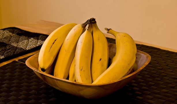 Con este truco podrás mantener más tiempo los plátanos sin que se pongan marrones