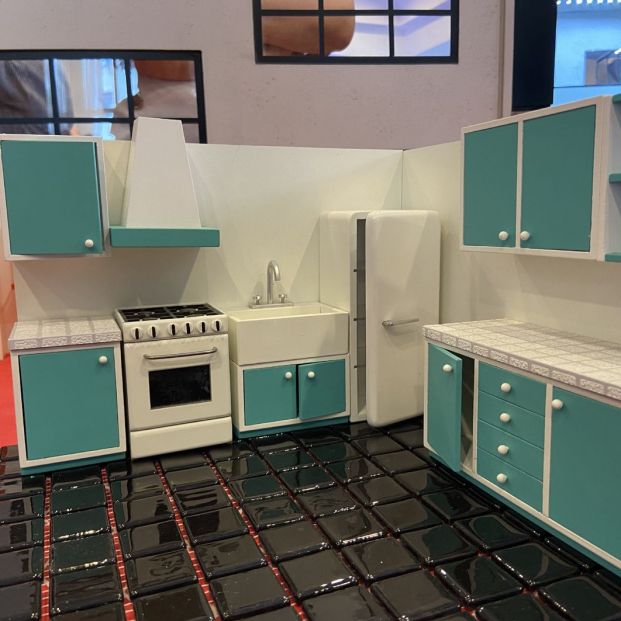 Miniatura de una cocina. Fuente: 'Madrid Miniaturas' Miniatura de una cocina. Fuente: 'Madrid Miniaturas'