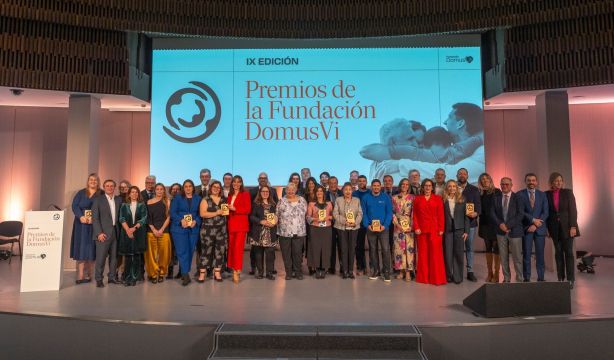 La Fundación DomusVi premia a iniciativas sociales y homenajea a Gemma Cuervo