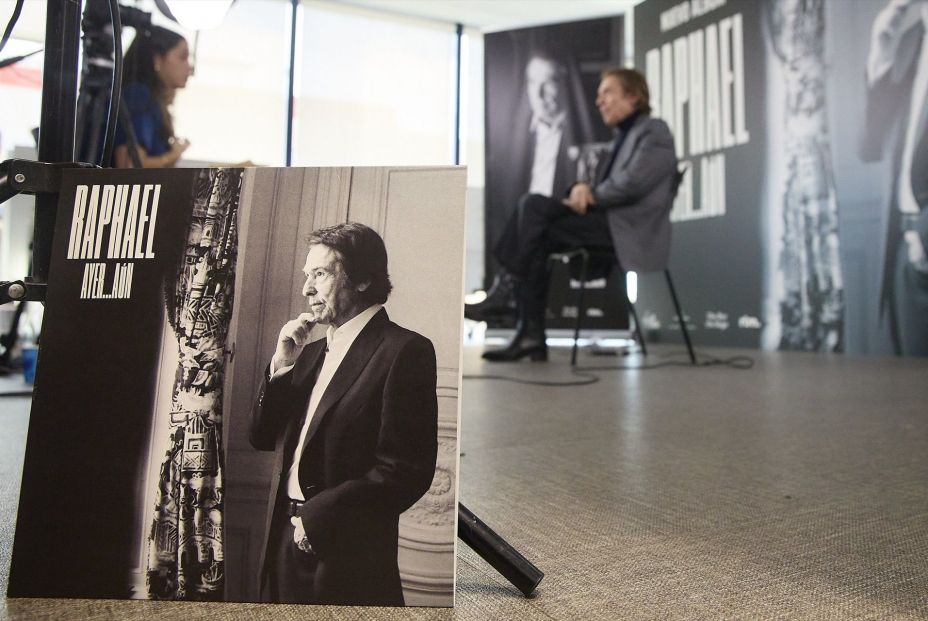 Raphael critica el reggaeton y reflexiona sobre el cambio climático en su nuevo álbum 'Ayer...Aún'. Fuente:EuropaPress