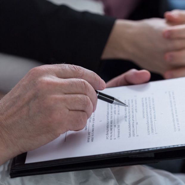 La cláusula que debes poner en el testamento para que los herederos no renuncien a la herencia La cláusula que debes poner en el testamento para que los herederos no renuncien a la herencia