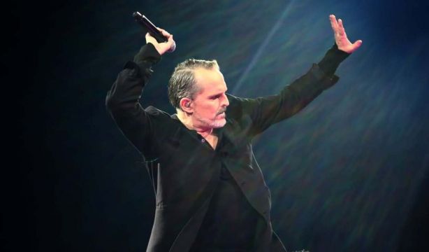 Miguel Bosé vuelve a los escenarios 8 años después: fechas, ciudades y entradas