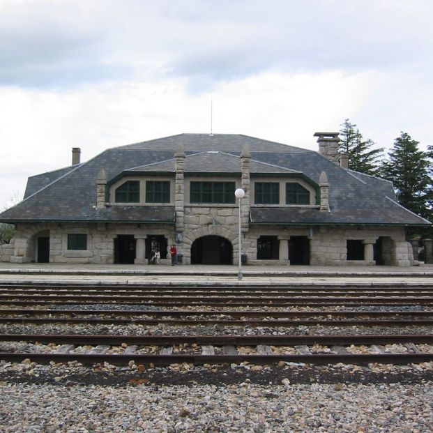 Estación de Tren de Puebla de Sanabria Estación de Tren de Puebla de Sanabria