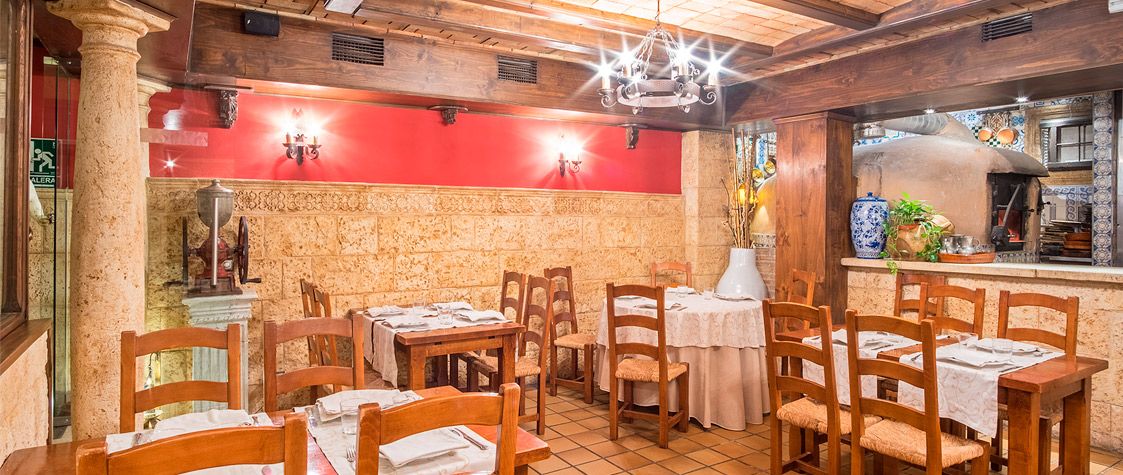 Salón de El Pedrusco de Aldealcorvo (elpedruscodealdealcorvo.es)