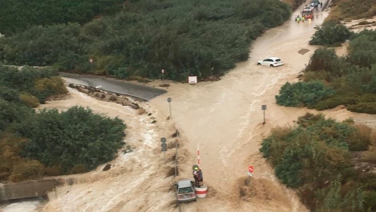 La gota fría deja un tercer muerto y desborda el río Segura 