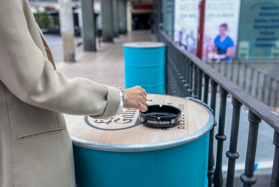 EuropaPress 6225055 persona fumando calle 20 septiembre 2024 madrid espana bruselas quiere EuropaPress 6225055 persona fumando calle 20 septiembre 2024 madrid espana bruselas quiere