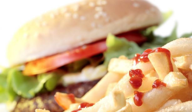 Las dietas letales que provocan enfermedades digestivas (y las que no)