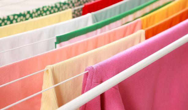 BigStock. ¿Problemas para secar tu ropa rápido? Prueba este truco de tan sólo 10 minutos