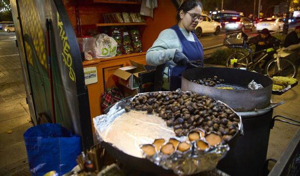 Madrid crea un mapa con los puestos de castañas de la ciudad