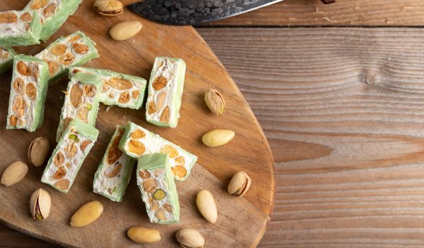 Facua alerta del engaño de los turrones de pistacho