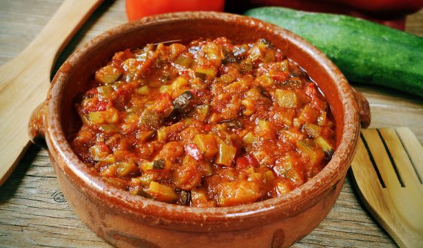 El 'Raizetario' rememora la cocina tradicional mientras lucha contra la soledad no deseada