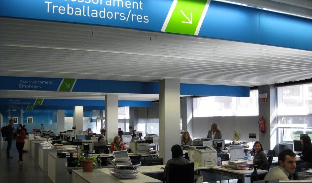 La mitad de las empresas catalanas reconoce que evita contratar a mayores de 45 años