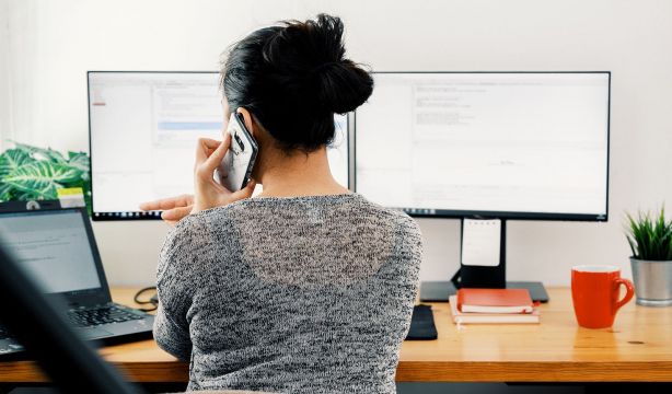 Autónomos: los avisos para estar al corriente de pago con la Seguridad Social