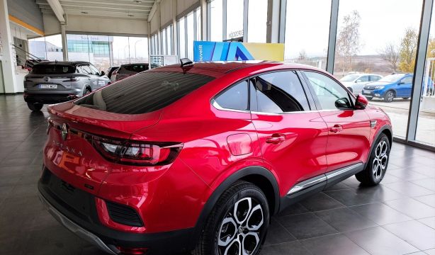 Los precios de los coches nuevos crecen casi el doble que el IPC desde 2019