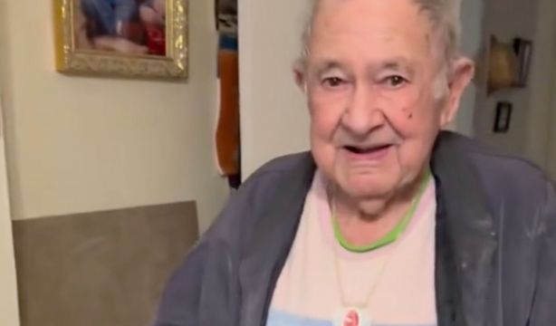 VÍDEO: El pesebre hecho a mano de un abuelo de 90 años que se ha hecho viral (TikTok)