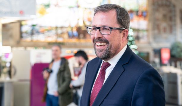 EuropaPress 6372946 presidente renfe raul blanco firma acuerdo subrogacion gobierno vasco asume