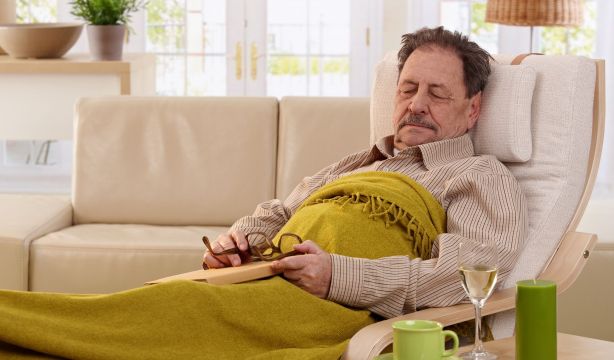 Esta es la razón por la que las siestas de 20 minutos son "ideales" para complementar el descanso