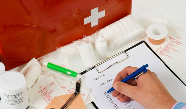 Por qué es importante para nuestra salud revisar el botiquín doméstico