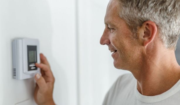 ¿Cuándo es el mejor momento para encender la calefacción y ahorrar energía este otoño?