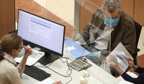 UGT se une a la avalancha de críticas de mutualistas jubilados contra Hacienda: "Crea indefensión"