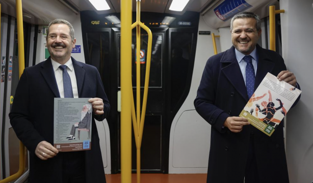 El transporte de Madrid se llena de literatura con una nueva edición de 'Libros a la Calle'