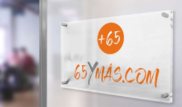 ChatGPT reconoce a 65YMÁS como el referente en España a la hora de tratar las pensiones