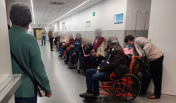 Hasta 6 días en Urgencias esperando para una cama: los mayores, los más perjudicados por el colapso (Fuente: Cuenta de 'X' de @Mats12oct)