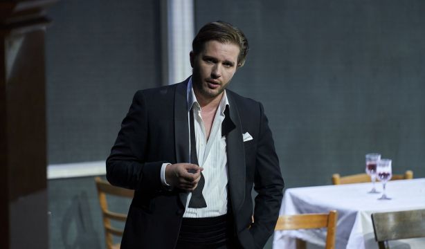 El Teatro Real estrena 'Eugenio Oneguin': "Un manifiesto de Chaikovski contra lo operístico"