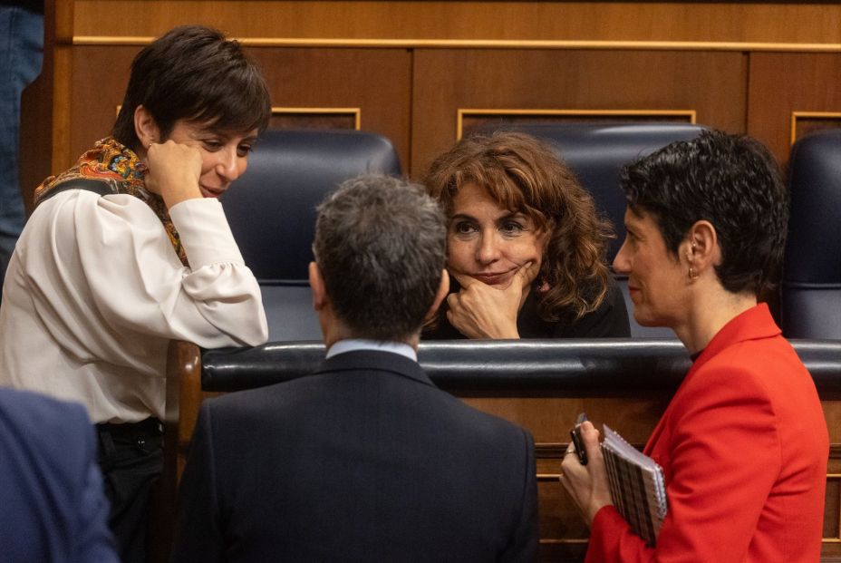 El Gobierno busca apoyos para salvar el decreto que incluye la subida de las pensiones