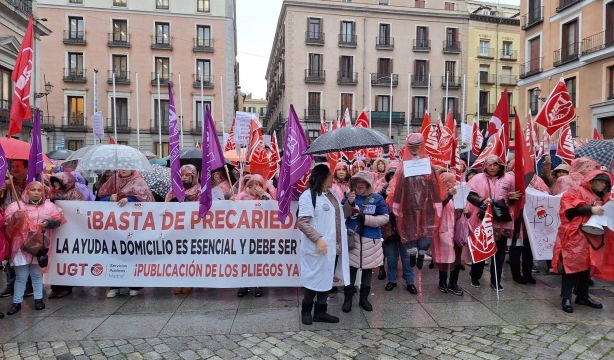 Concentración de los trabajadores de Ayuda a Domicilio en Madrid, que siguen en huelga indefinida