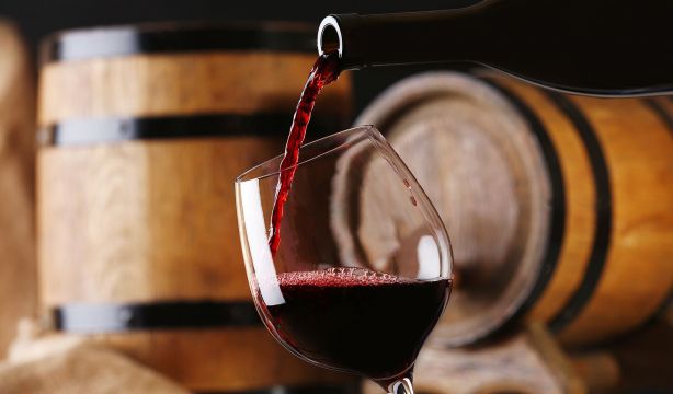 El vino español que se ha 'colado' en la lista de los 10 mejores del mundo por su calidad-precio