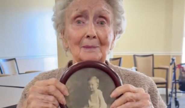 VÍDEO: Usuarios de una residencia de mayores muestran el paso del tiempo en un vídeo viral (TikTok)