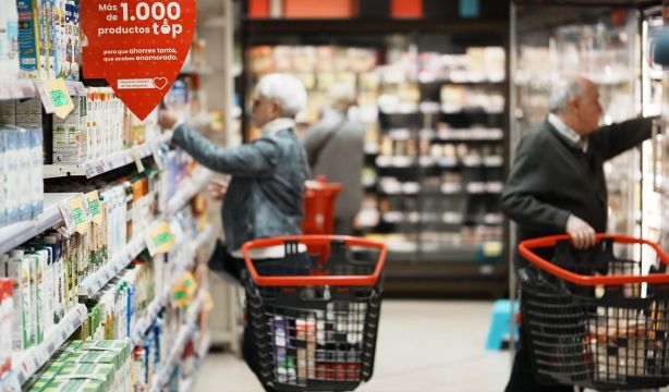 ¿Qué oferta es mejor: un 3x2 o la segunda unidad al 50%? Un matemático da la respuesta