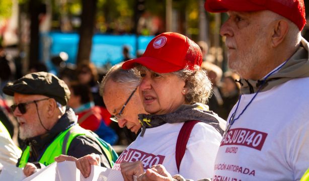 Asjubi40: "Parar la subida de pensiones, un ataque directo a los más vulnerables"