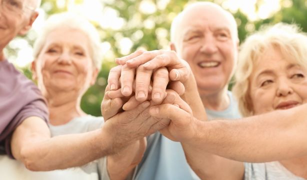 La receta para combatir la soledad comprobada científicamente