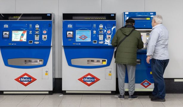 Nuevo decreto: vuelven los abonos gratis de Renfe y descuentos en el transporte público