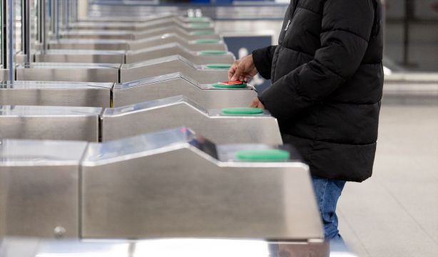 Los abonos gratis de Renfe y los descuentos en el transporte público vuelven este jueves