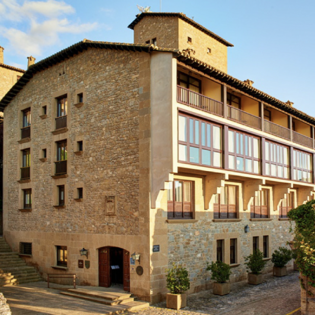 Descubre la magia de los Paradores Nacionales con Mundosenior Descubre la magia de los Paradores Nacionales con Mundosenior