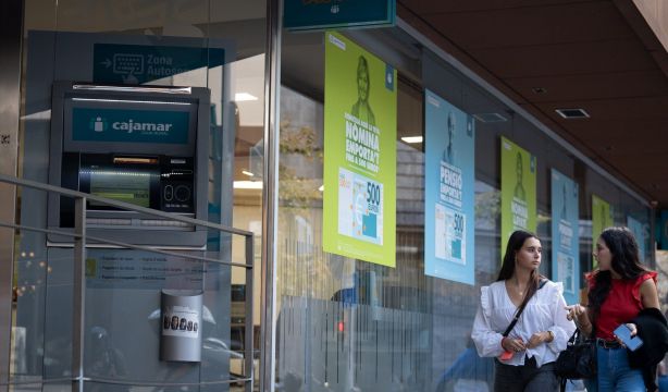 Pago de las pensiones en febrero de 2025: ¿Qué día se cobra la pensión en Cajamar? Foto: EuropaPress