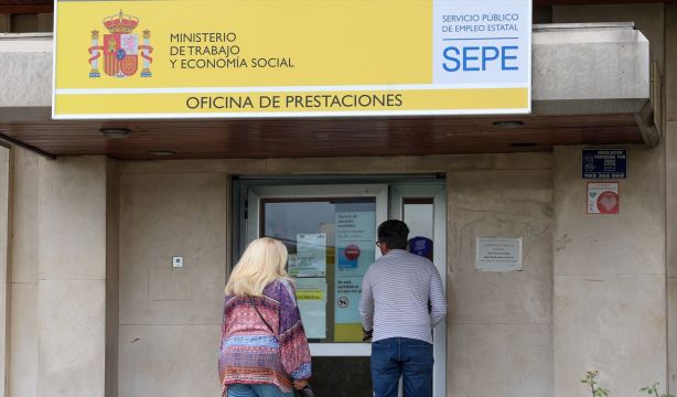 Buenas noticias en el subsidio para mayores de 52 años: así afectará la subida del SMI