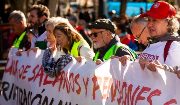 Podemos 'cuela' una enmienda para acelerar la despenalización del retiro con 40 años cotizados