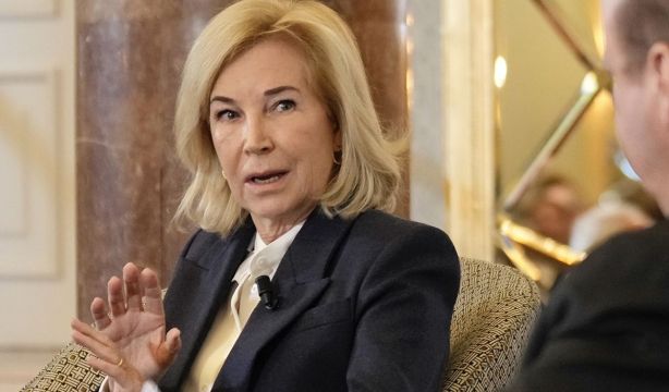 Desayuno María Dolores Dancausa CEDE