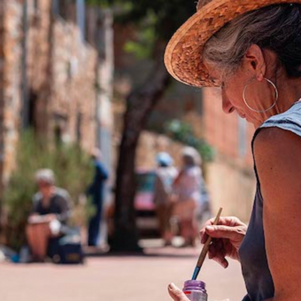 'Robinsonas de tierra adentro': un homenaje a la vida autónoma de mujeres sénior en la España rural